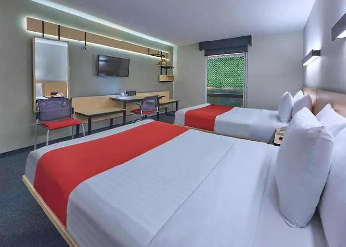 Hotel Express By Marriott Ciudad De Plaza Mexico City