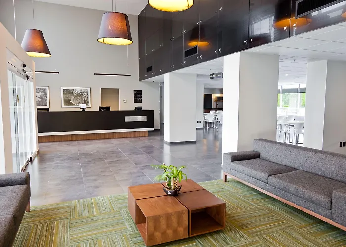 Hotel Express By Marriott Ciudad De Plaza