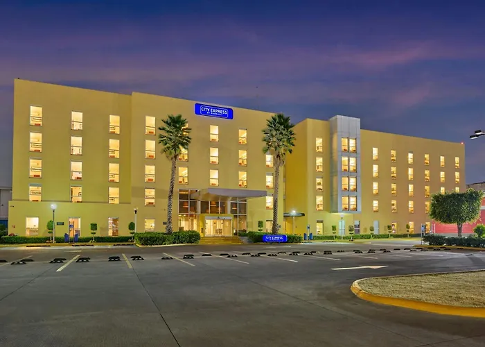 Express By Marriott Ciudad De Plaza Hotel 3*